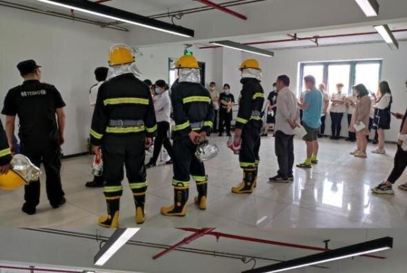 强化防灾意识，，，练就逃生本事