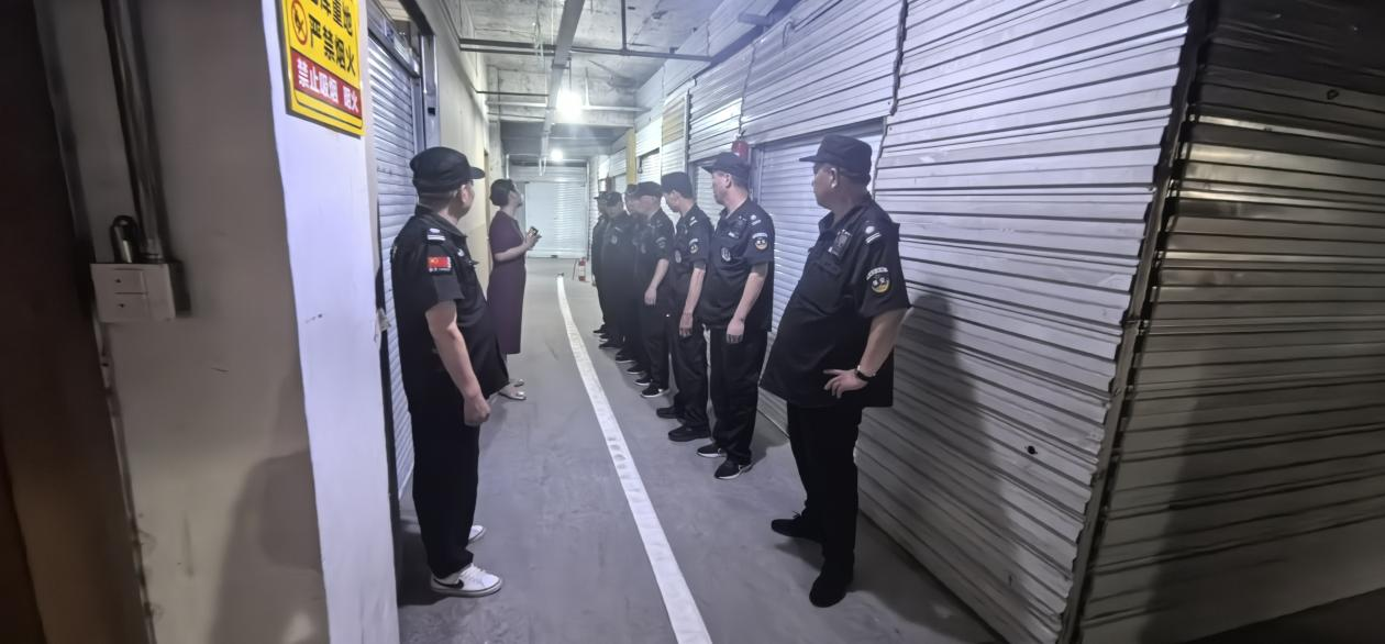 钱江商城开展客栈专项检查及应急演练筑牢清静防线