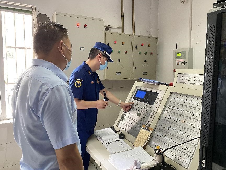 拱墅消防大队走访钱江商城开展消防清静检查事情