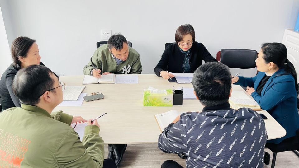 9227新葡的京集团小贷公司召开四序度事情会暨营业拓展推进会