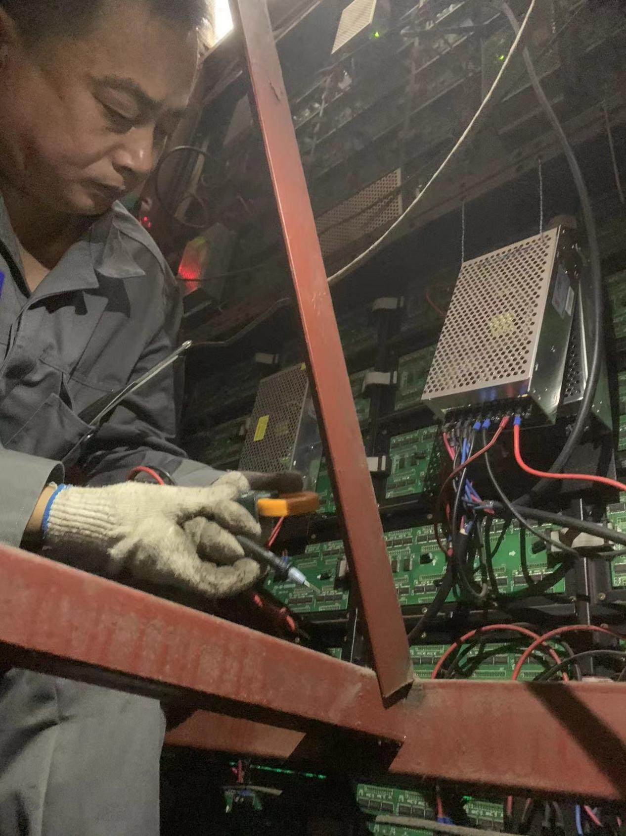 钱江商城开展LED电子屏维护事情