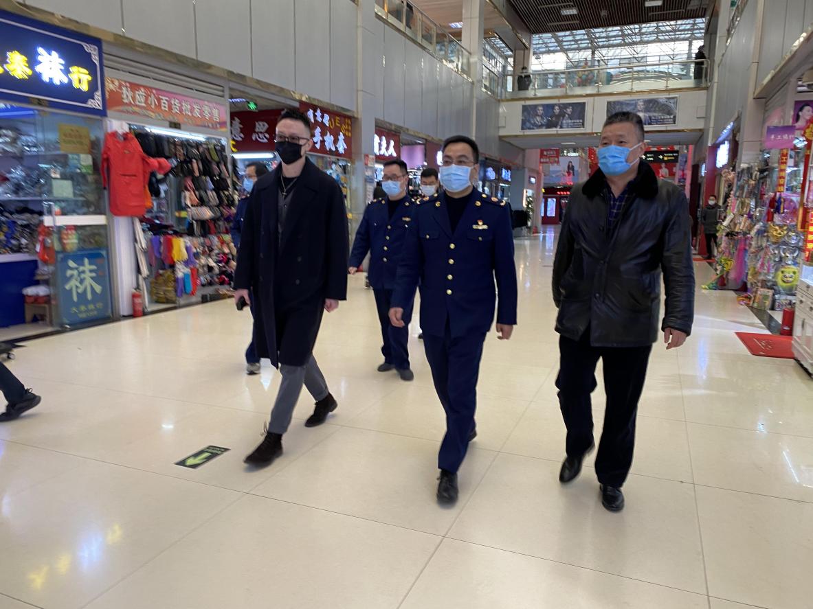 拱墅区市场羁系局党委书记、局长赵斌莅临钱江商城 检查疫情防控事情