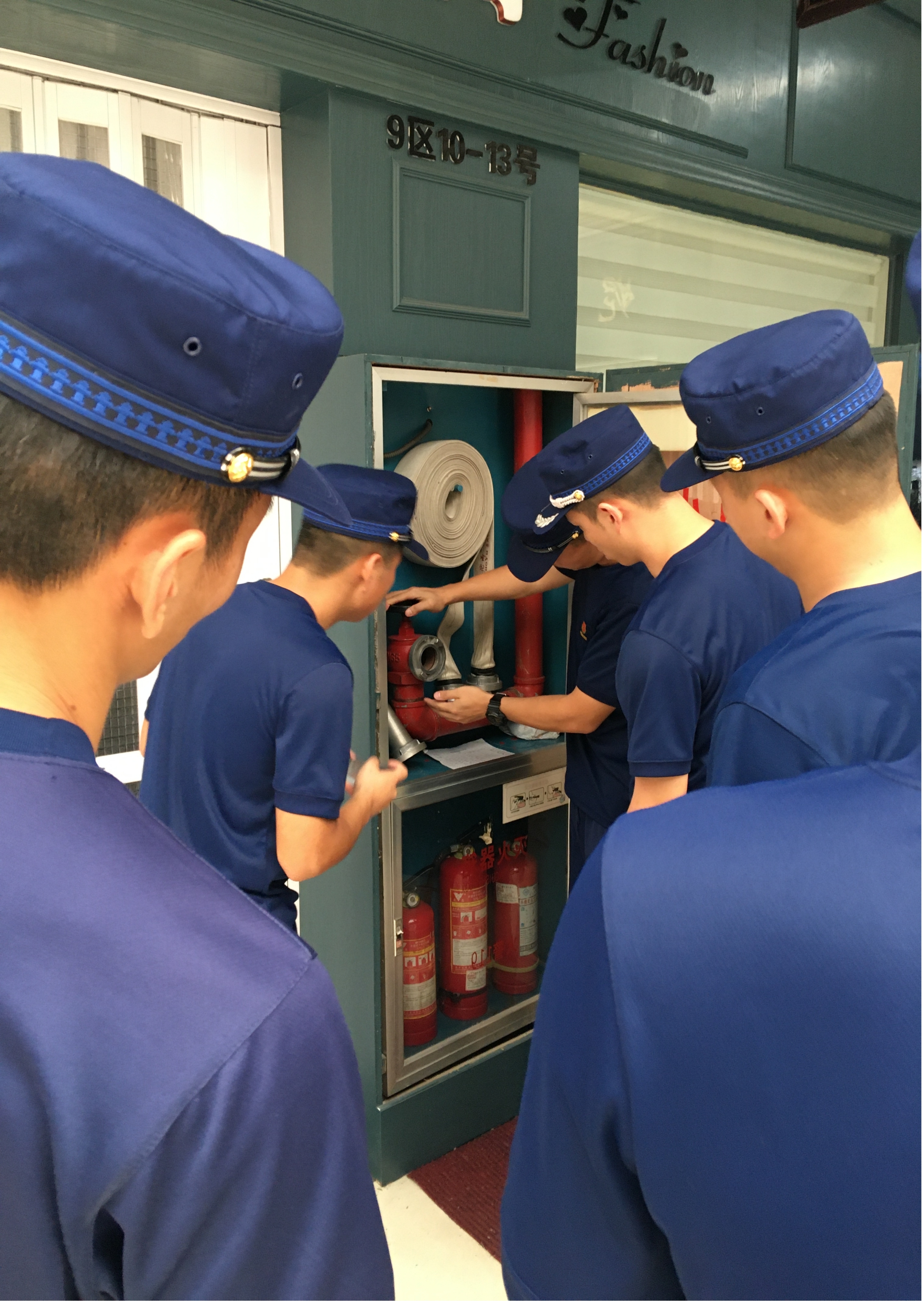 大关消防中队 检查商城清静生产事情