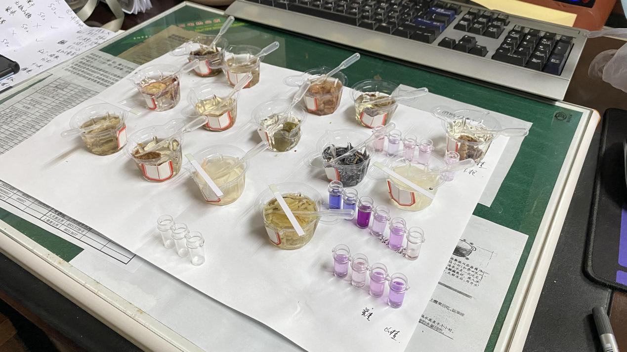 钱江商城开展年前食物清静检查事情