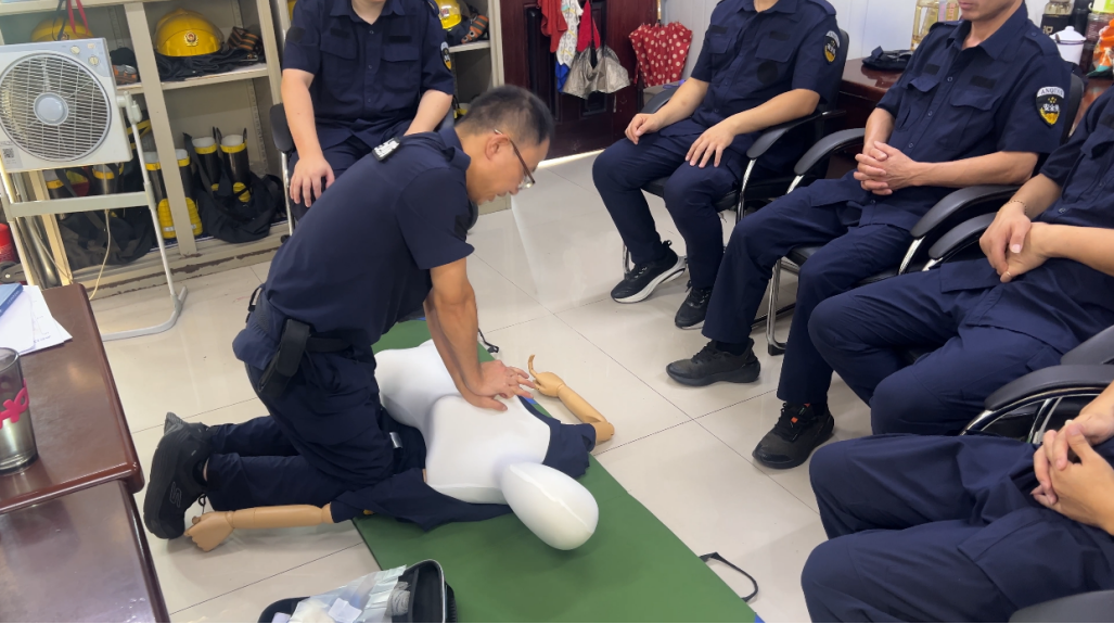 钱江商城清静组开展应抢救援培训筑牢清静防线