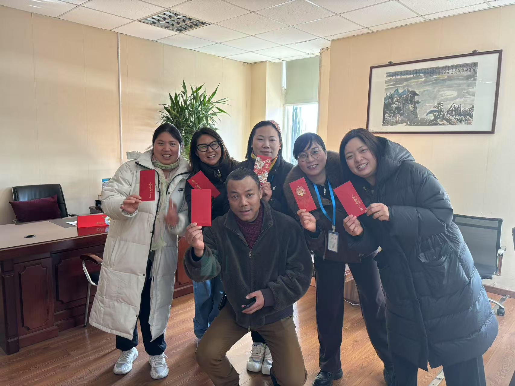 9227新葡的京集团市场开门大吉 财路滔滔新启程