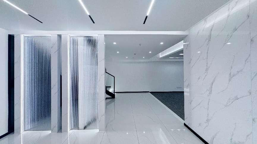 改旧貌焕新颜，，，园区办公室刷新陆续推进