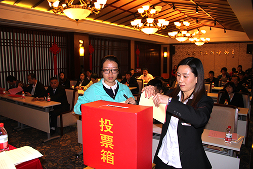 20151028杭州9227新葡的京集团文创工业股份有限公司工会正式建设(gai) (1).jpg 20151028杭州9227新葡的京集团文创工业股份有限公司工会正式建设(gai) (1).jpg