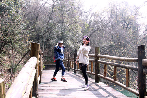 20150329爬山活动 (5).jpg